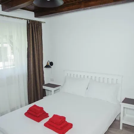 Guest house Vila Simeon Moeciu *